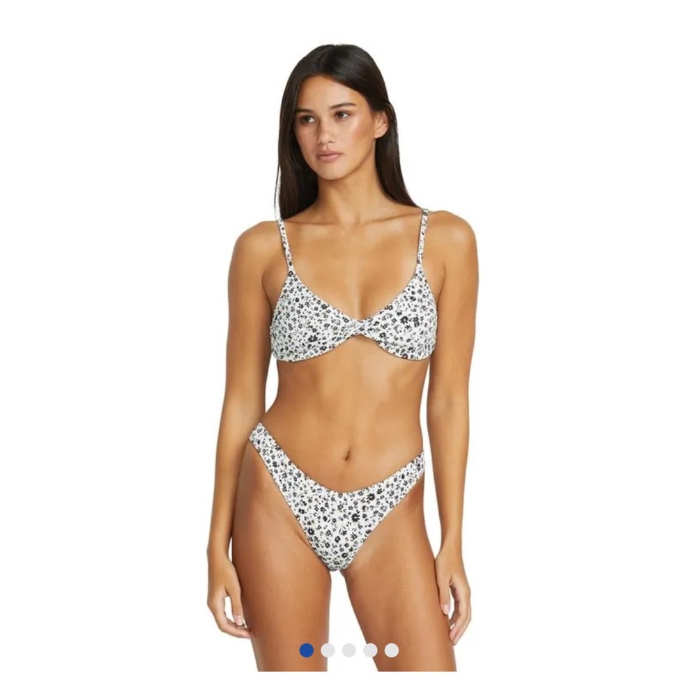 Volcom Bikini Set (Top & Bottom) - Picture 2 of 5